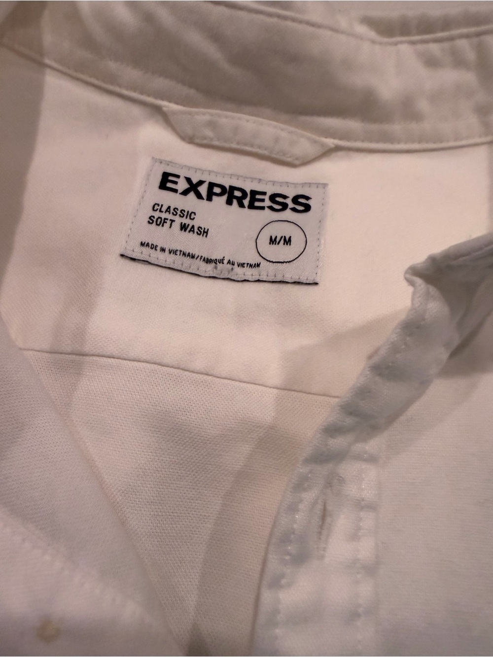 Express Men’s Classic Fit Soft Wash Button-Down Shirt Bundle - Picture 4 of 9